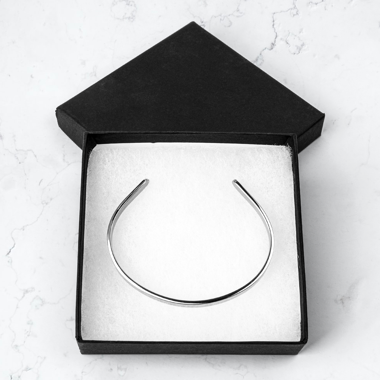Loves_Culture_Bracelet_Packaging_Mockup.png