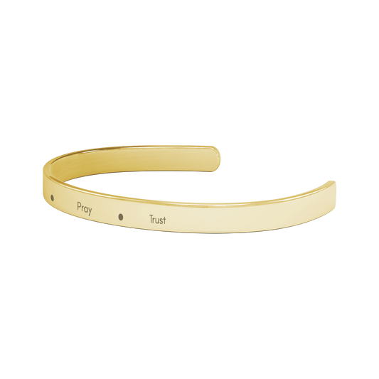 Hear_Pray_and_Trust_Gold_Transparent_02_Mockup.png