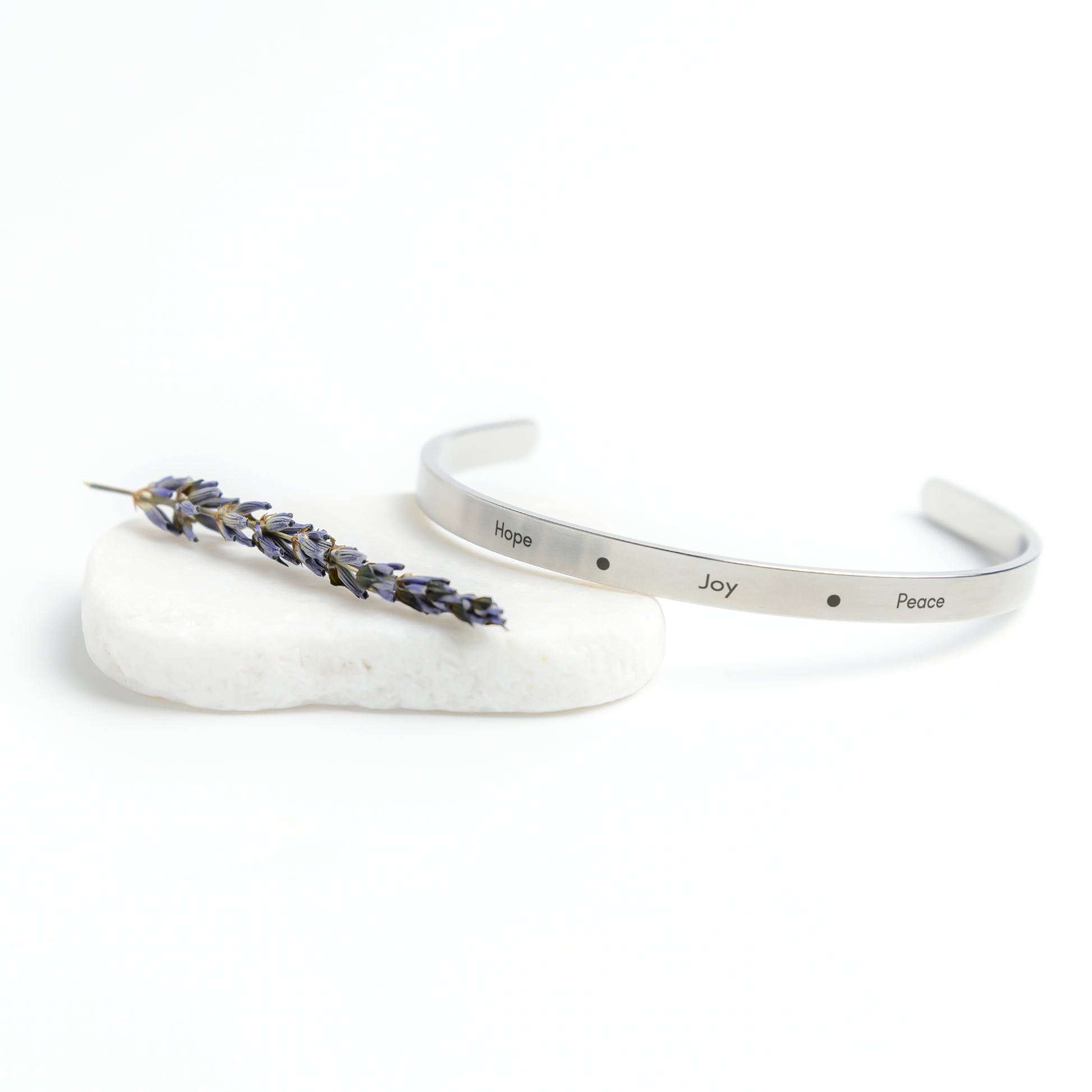 Hope_Joy_and_Peace_Silver_Lifestyle_03_Mockup.png